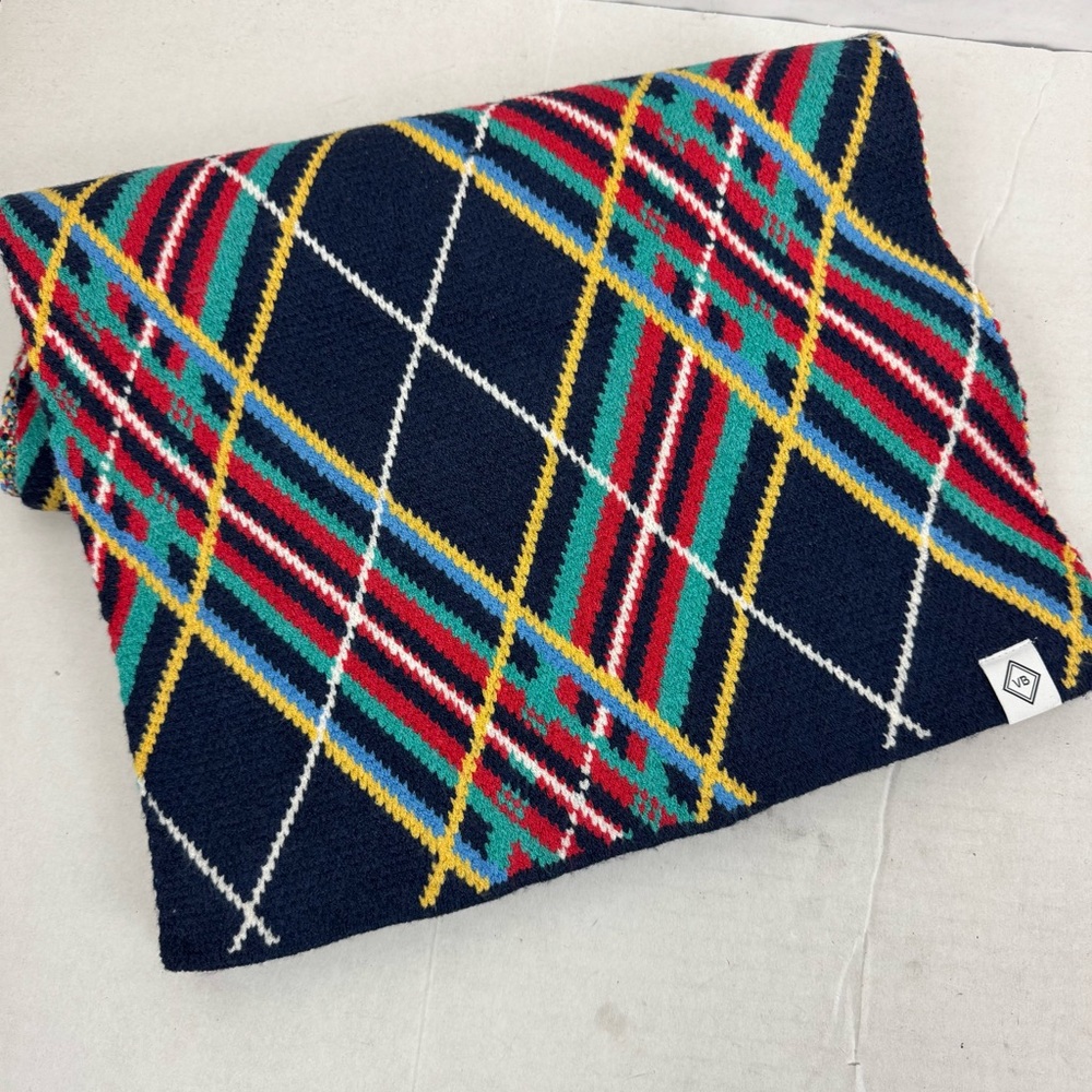Vera Bradley Navy Multi Color Tartan Plaid Knit‎ Scarf